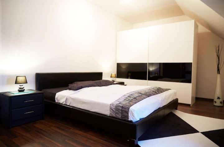 غرفة النوم 1