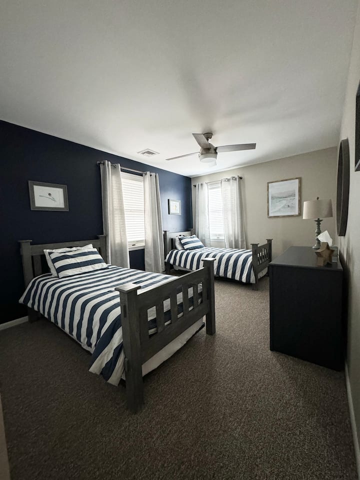 Habitación doble con (2) camas nido 