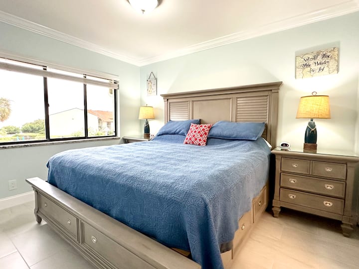 Master Bedroom with King bed