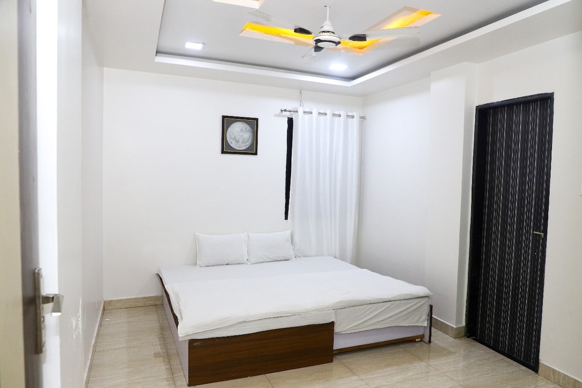 საძინებელი 3