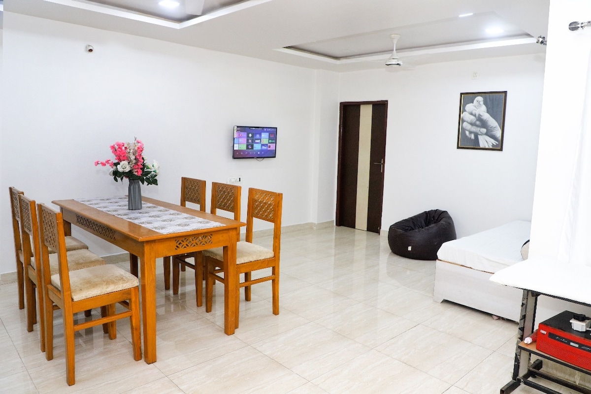 მისაღები ოთახი