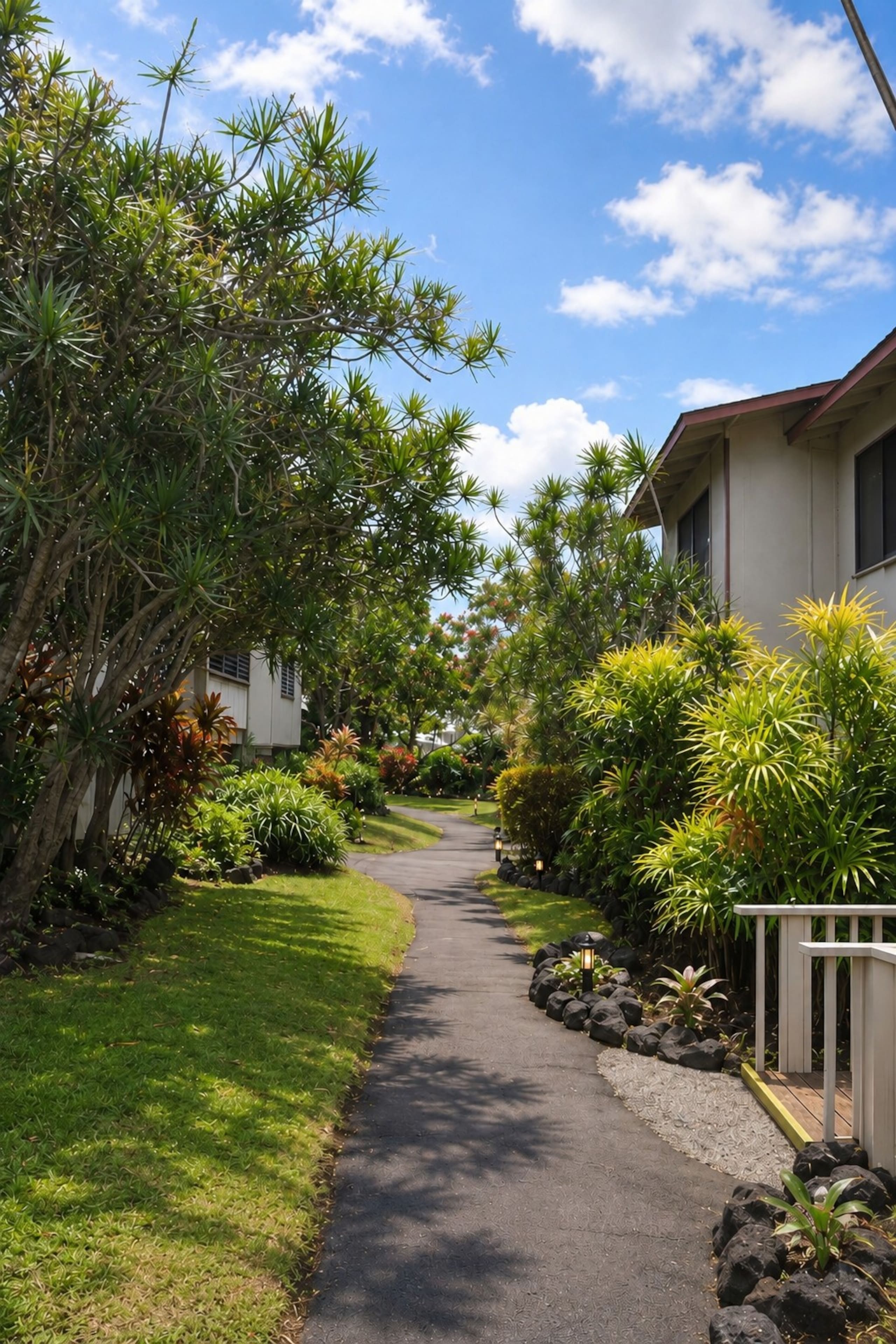 Condo in Kailua · ★4.83 · 1 bedroom · 2 beds · 1 private bath - Image 1