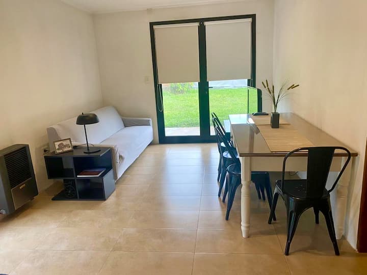 Moderna Y Luminosa Casa Alba Con Cochera - Pehuajó