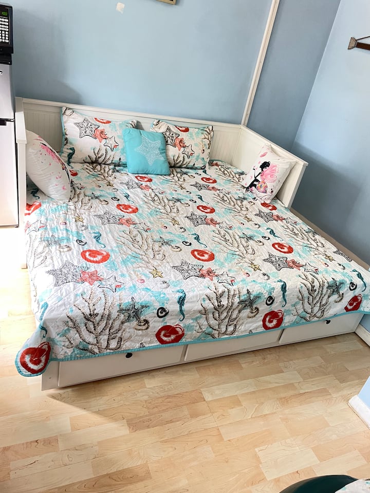 سرير قابل للفتح بحجم كينج