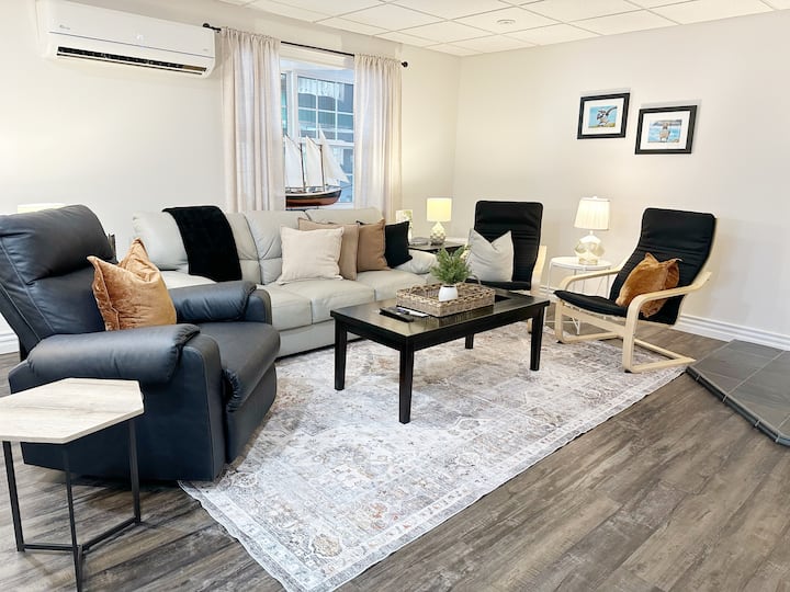 Cozy Garden 2 Bedroom Suite Near Corner Brook - Corner Brook