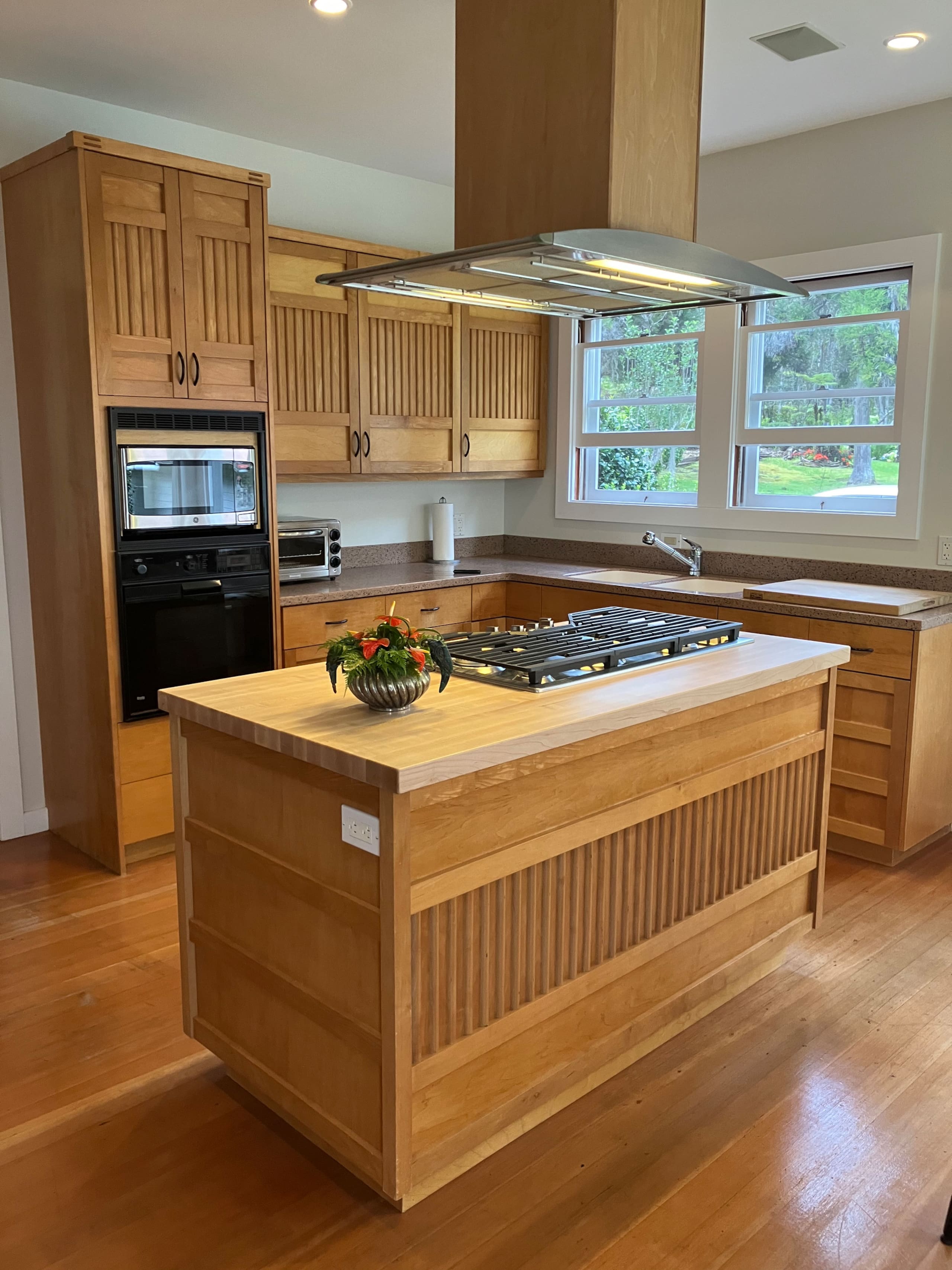 Home in Volcano · ★4.83 · 3 bedrooms · 3 beds · 1.5 private baths - Image 6