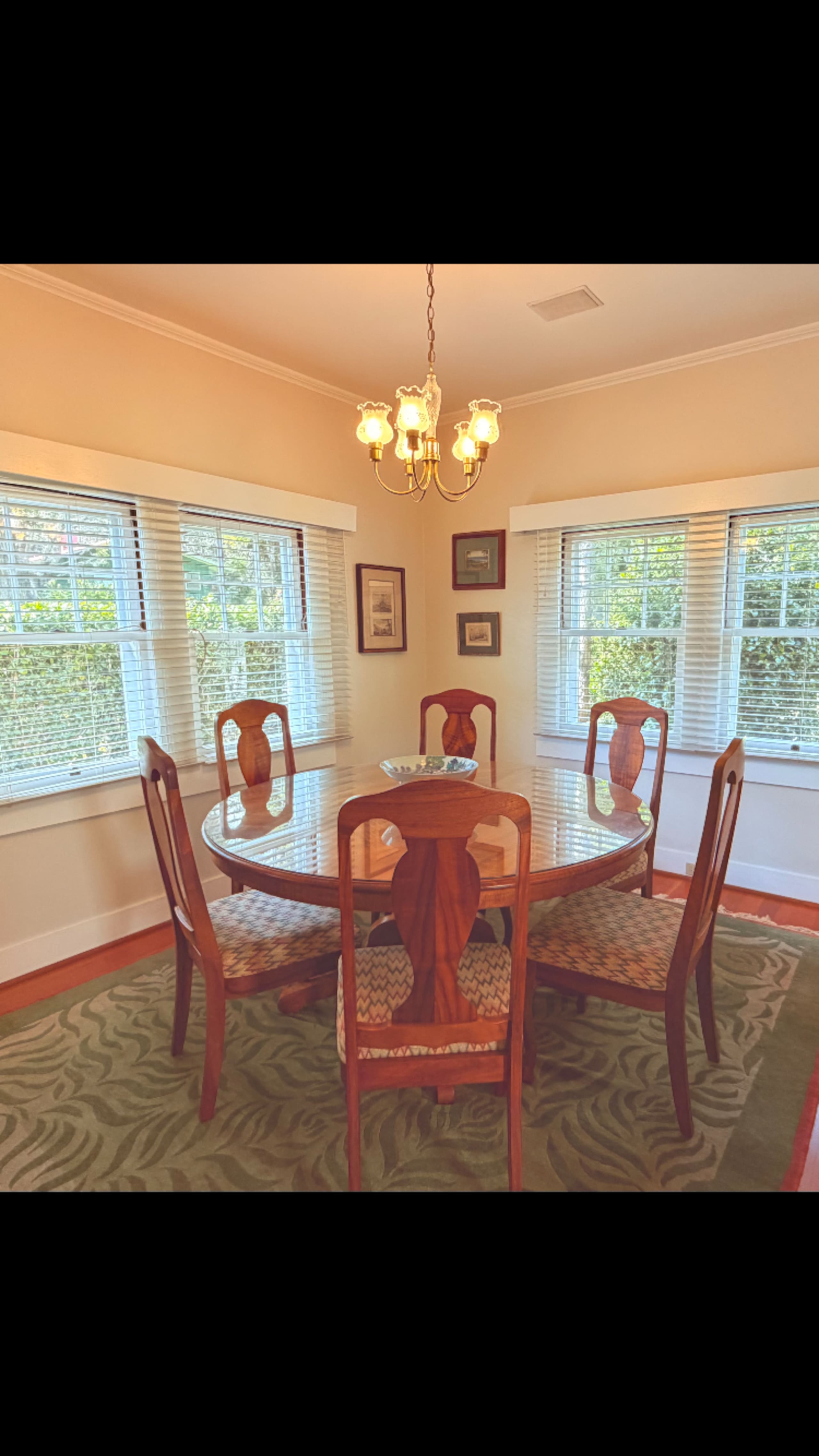 Home in Volcano · ★4.83 · 3 bedrooms · 3 beds · 1.5 private baths - Image 7