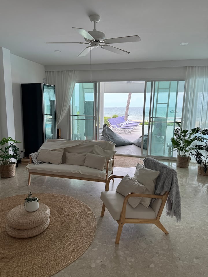 Absolute Beachfront With Private Pool - Thailand