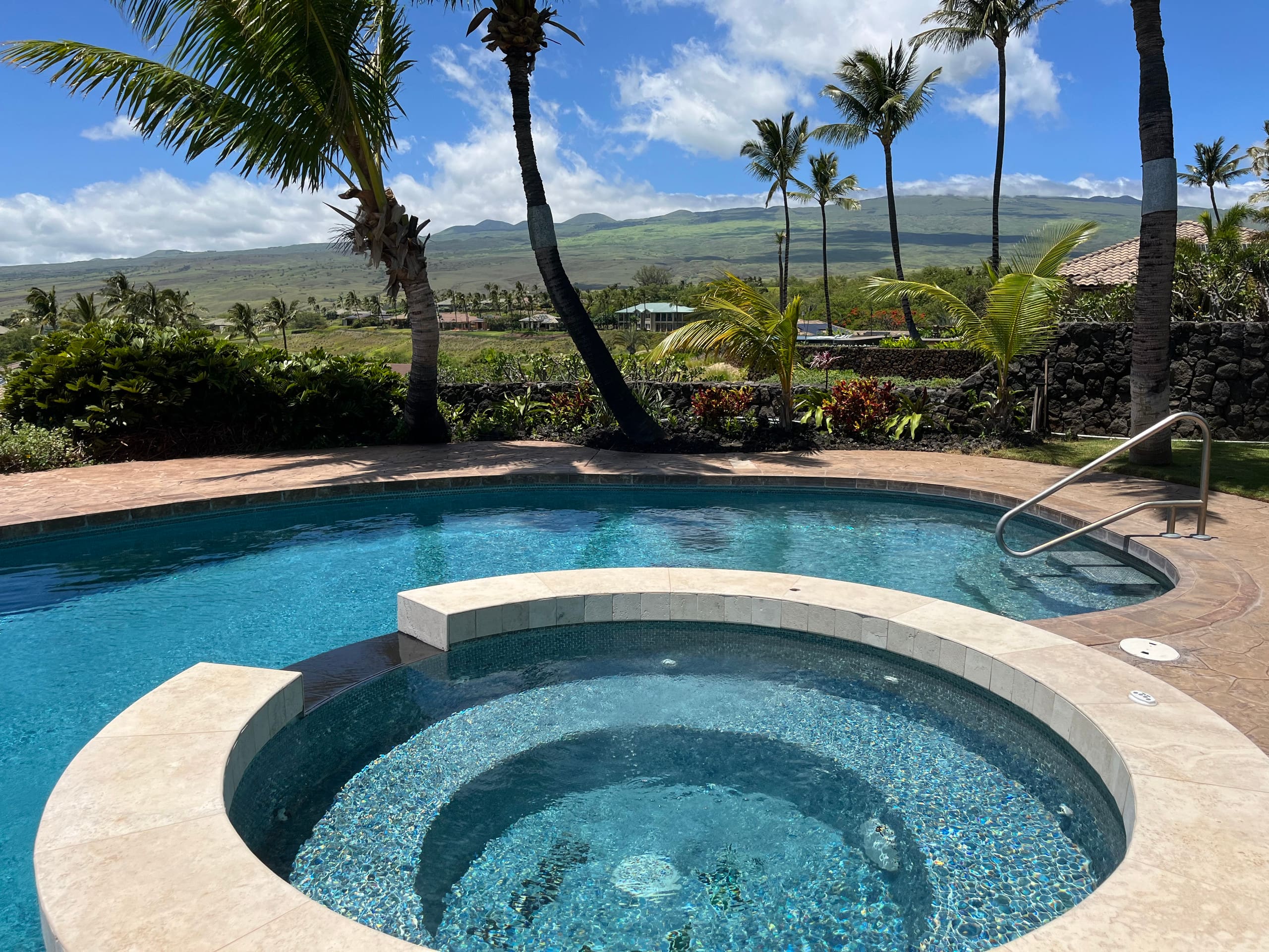 Home in Waimea · ★4.87 · 2 bedrooms · 4 beds · 3 baths - Image 13
