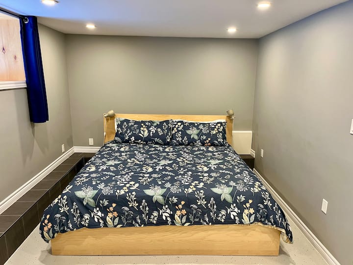 Beautiful Century Home Apartment - Guelph