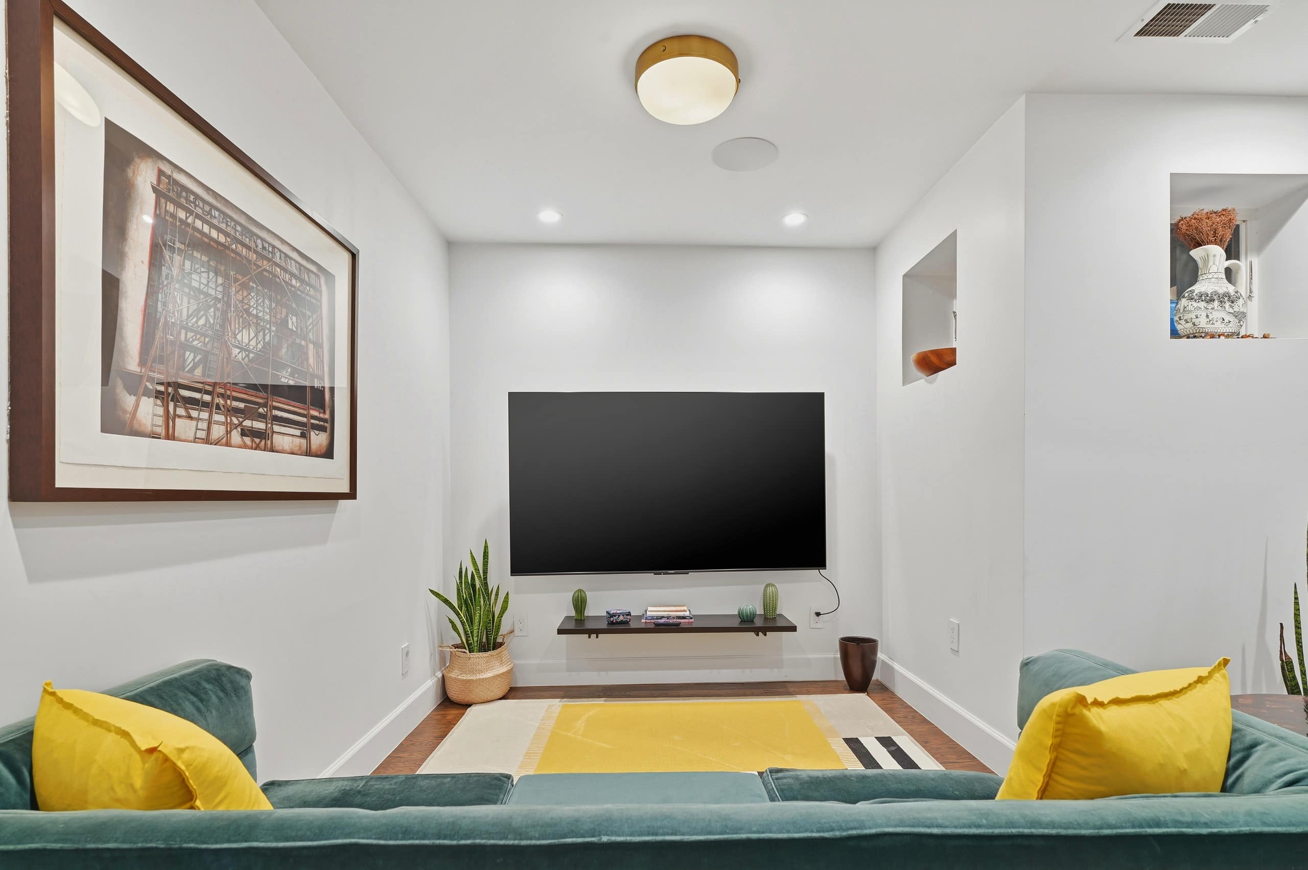 Zen Garden 2BR Retreat • Outdoor Lounge • NearBART - Image 2