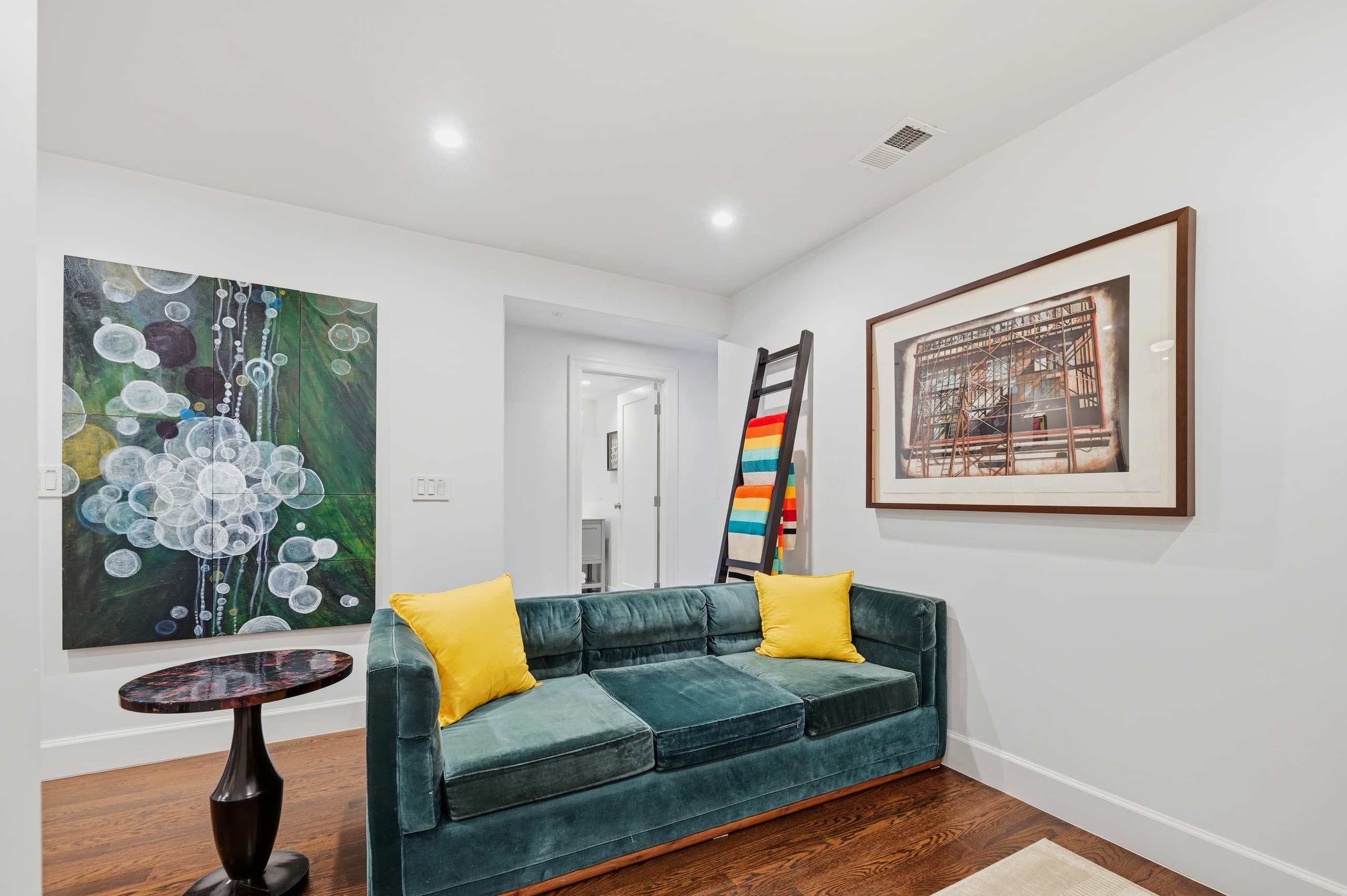 Zen Garden 2BR Retreat • Outdoor Lounge • NearBART - Image 5