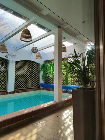 Quiet & Sunny Familyhouse (Garden Pool up to 4bdr)