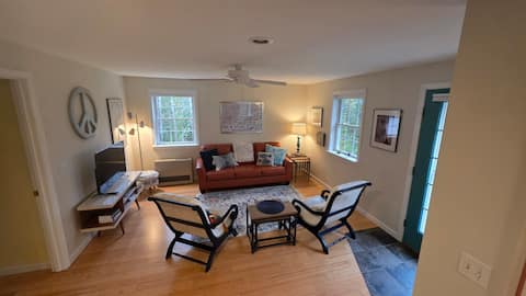 Popular Airbnb listing: ~Style and Comfort in Beautiful Harpswell, Maine~ in Brunswick