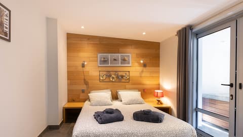 Eden Suite private Jacuzzi + pool and spa access