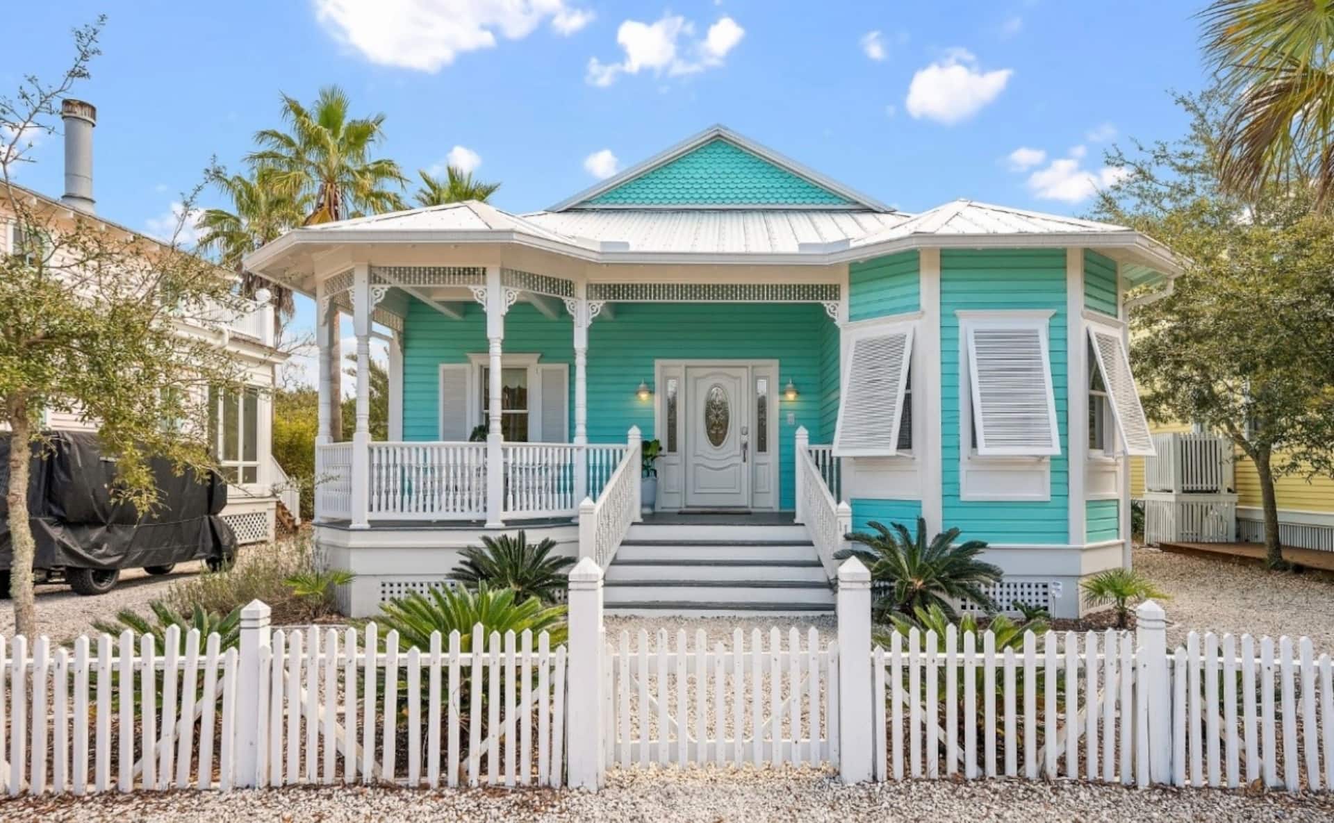 Village of Tannin Beach house Across from beach