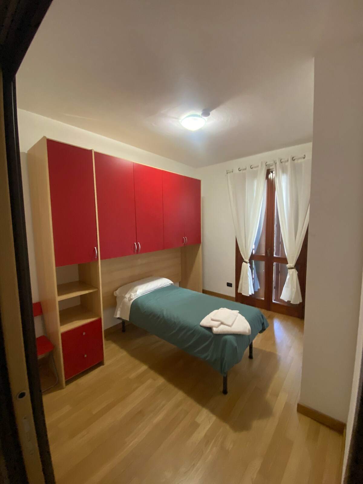 غرفة النوم 2