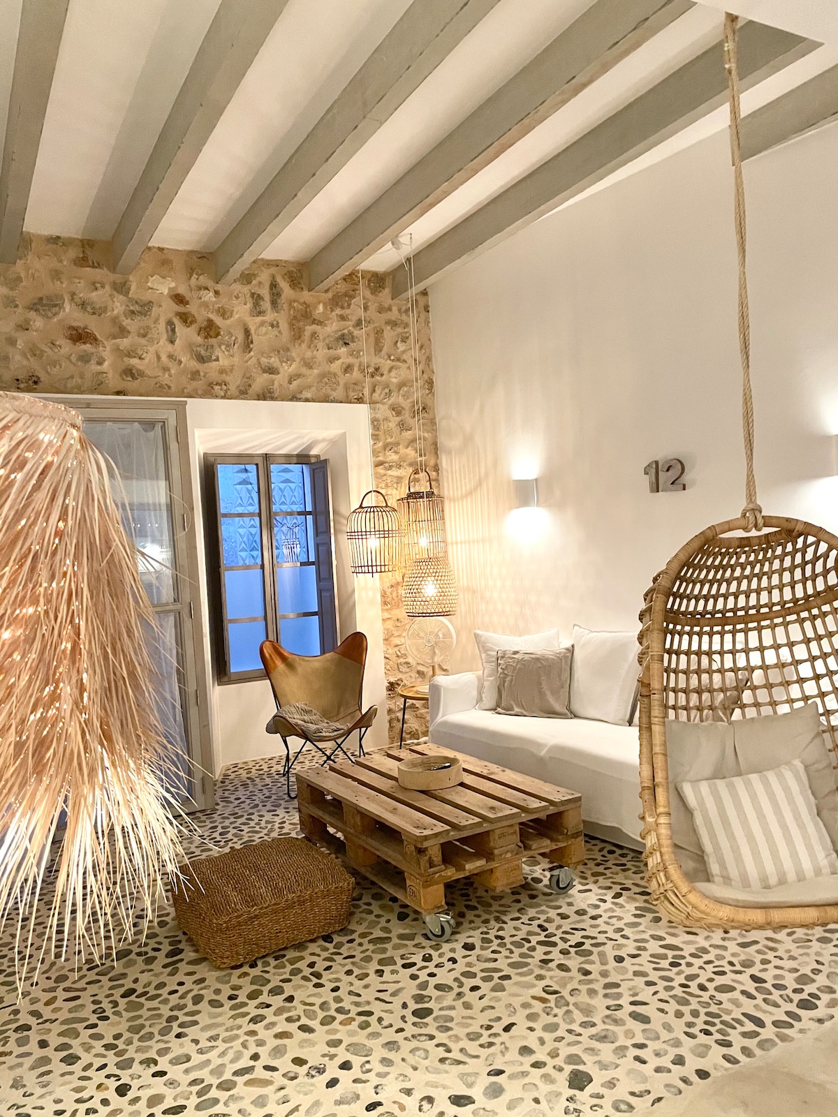Airbnb con mejor rendimiento: Boutique-Townhouse No.12 Pool Sauna Roof-Terrace en Sant Llorenç Des Cardassar