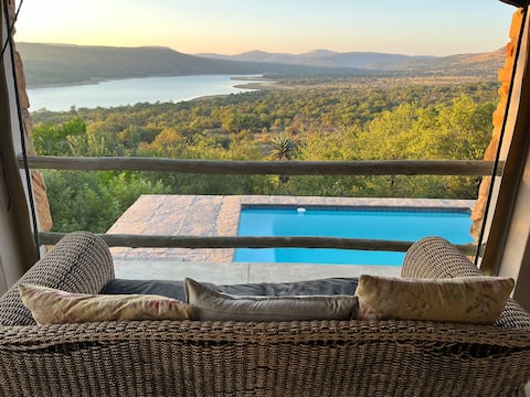 Fish Eagles View  45 min frm Sun City.