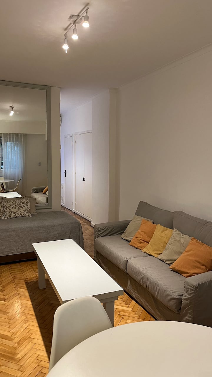 Departamento En Recoleta, Bien Cerca De Todo - Buenos Aires