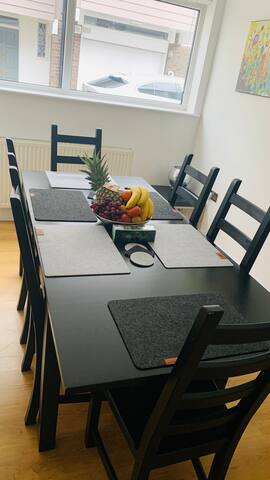 Luxury Hampstead House, Close to City Centre gallery image 5