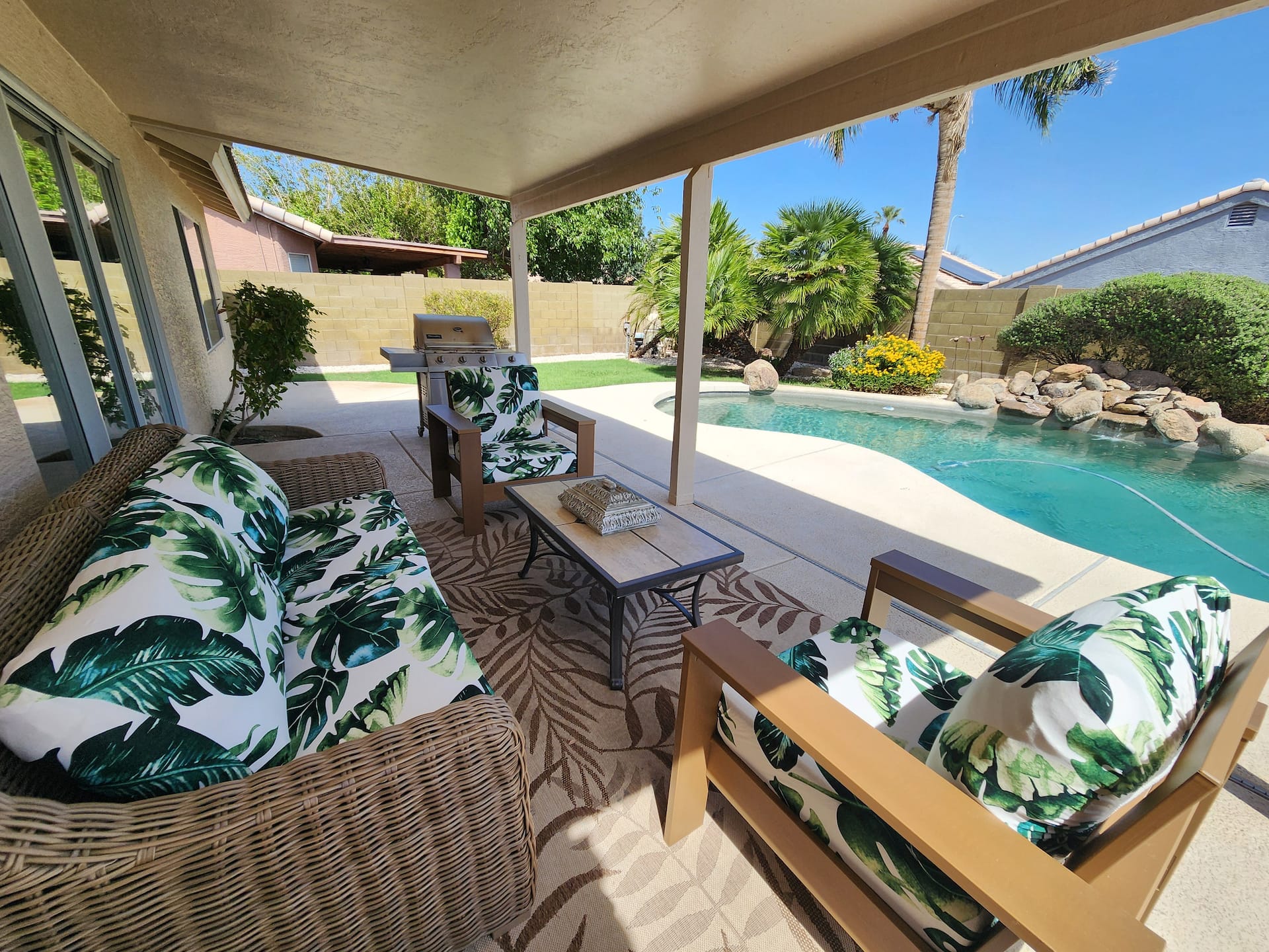 Cushy Cactus -Pool+Game Room Near DT Chandler