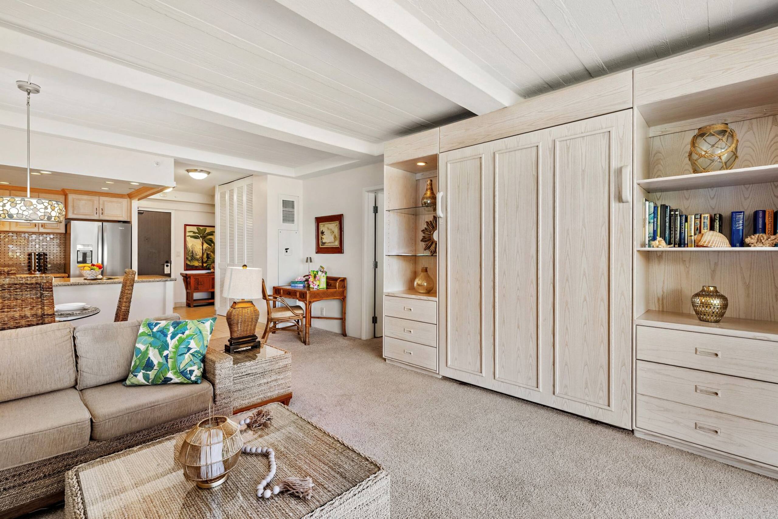 Condo in Lahaina · ★4.77 · 1 bedroom · 1 bed · 2 baths - Image 11
