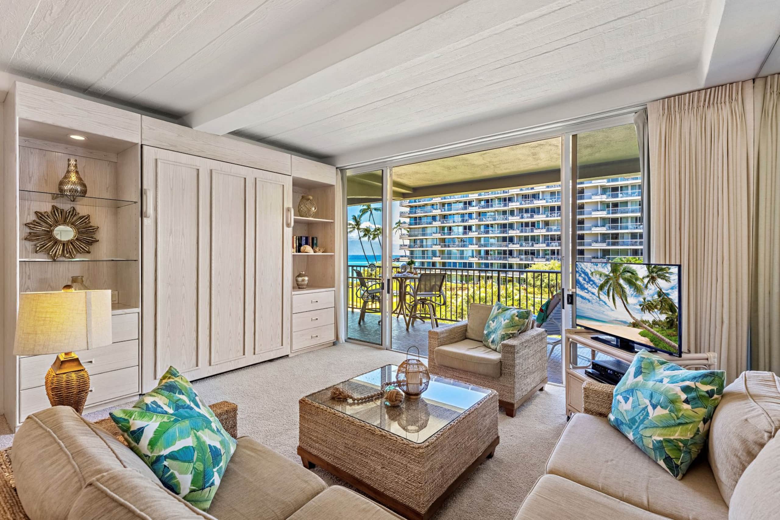 Condo in Lahaina · ★4.77 · 1 bedroom · 1 bed · 2 baths - Image 9
