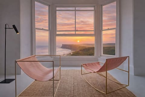 Sunrise Views Near Bars & Restaurants