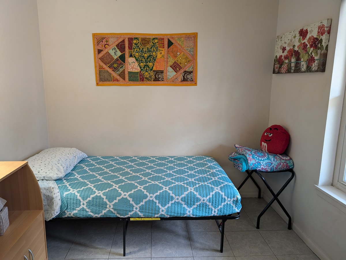 საძინებელი 1