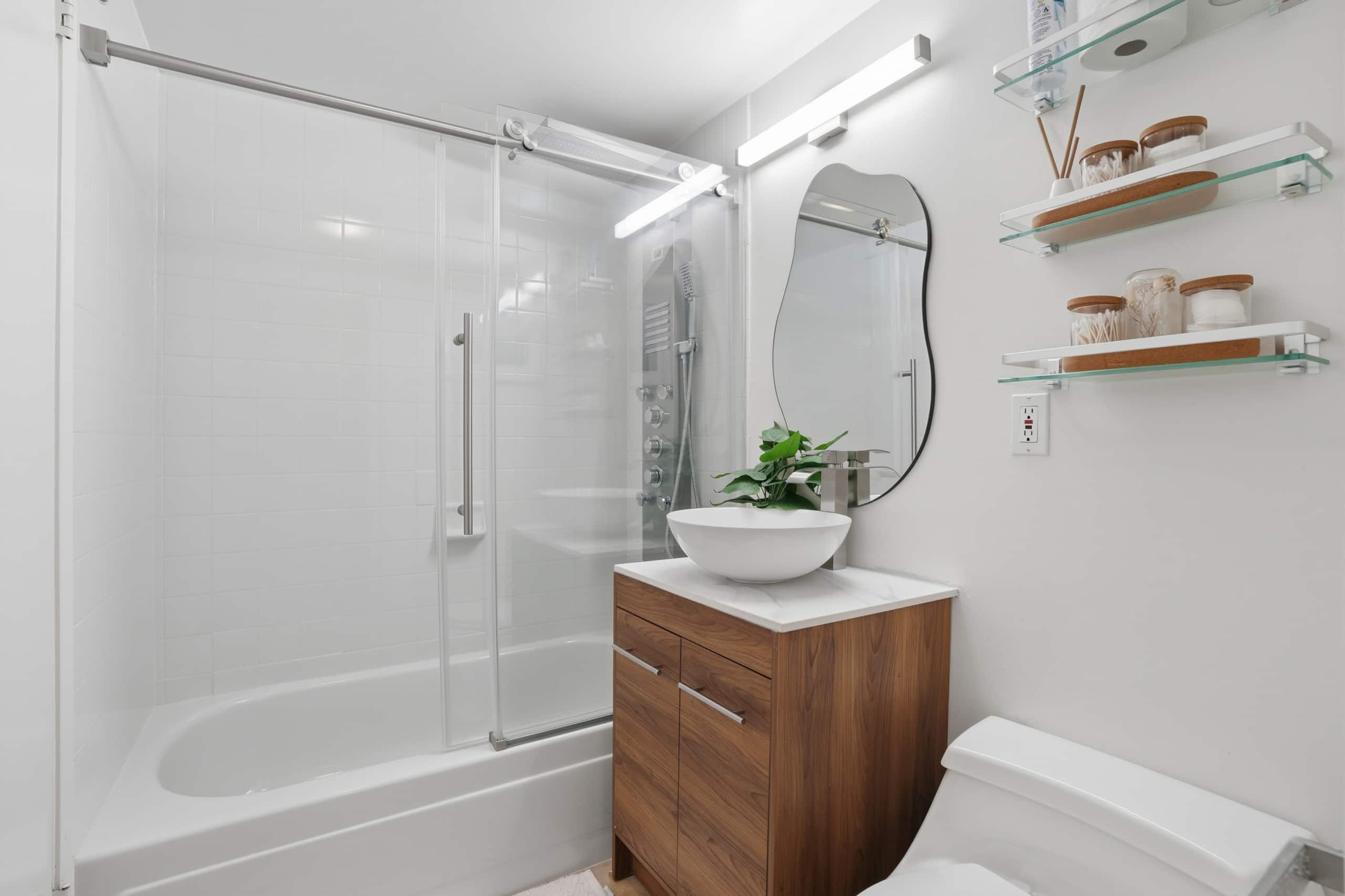 Condo in San Francisco · ★4.79 · 2 bedrooms · 3 beds · 1 bath - Image 26