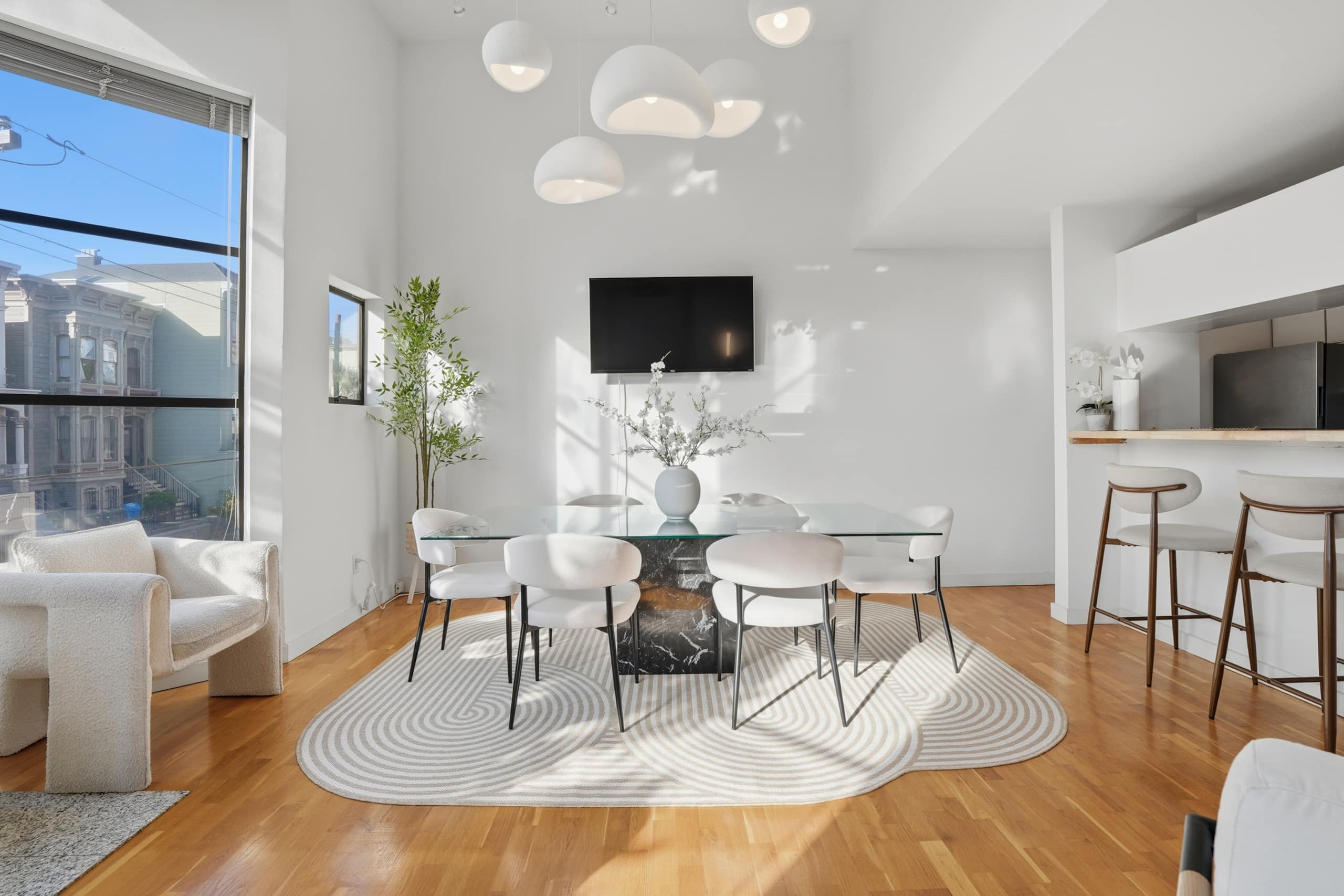 Condo in San Francisco · ★4.79 · 2 bedrooms · 3 beds · 1 bath - Image 21