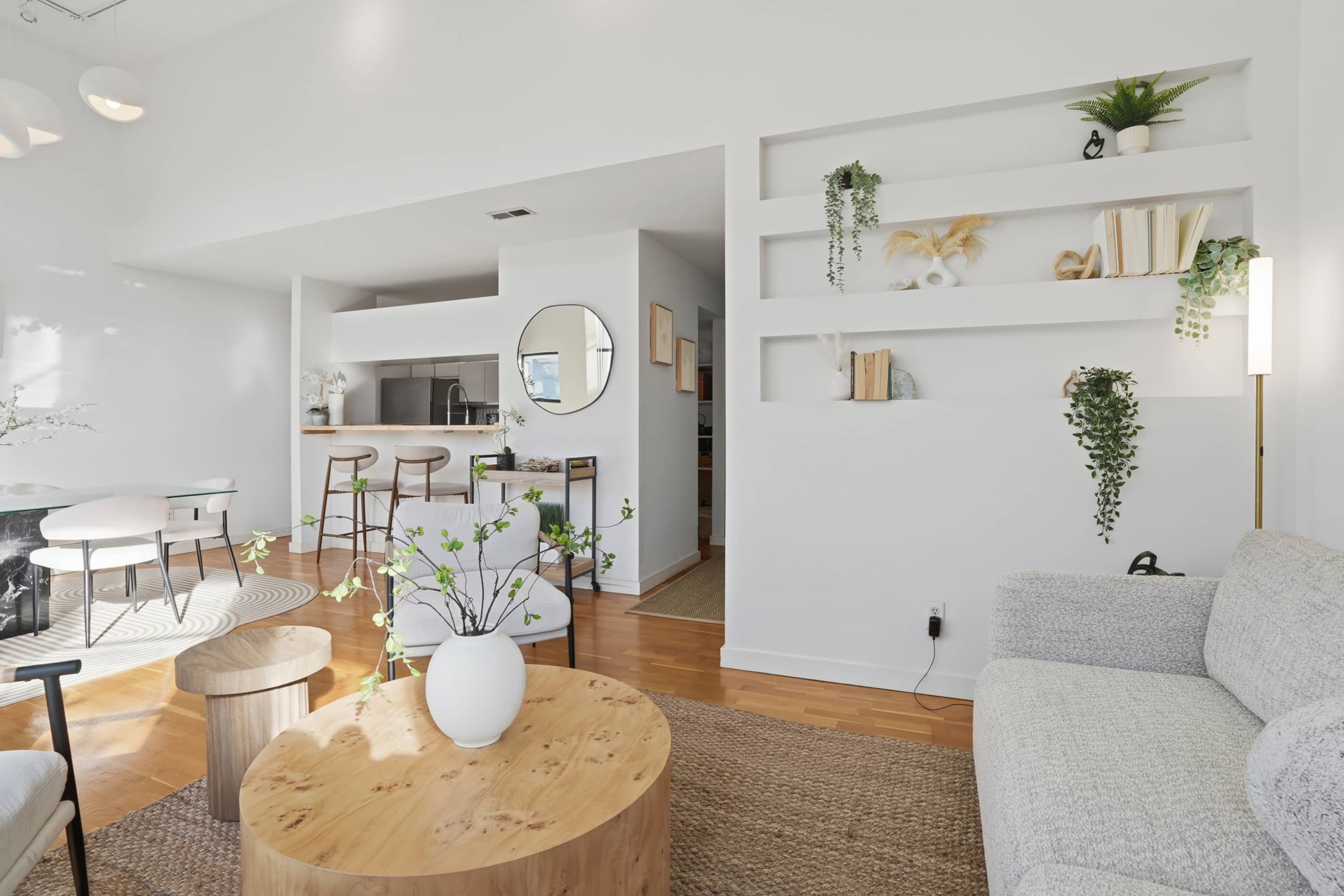 Condo in San Francisco · ★4.79 · 2 bedrooms · 3 beds · 1 bath - Image 9