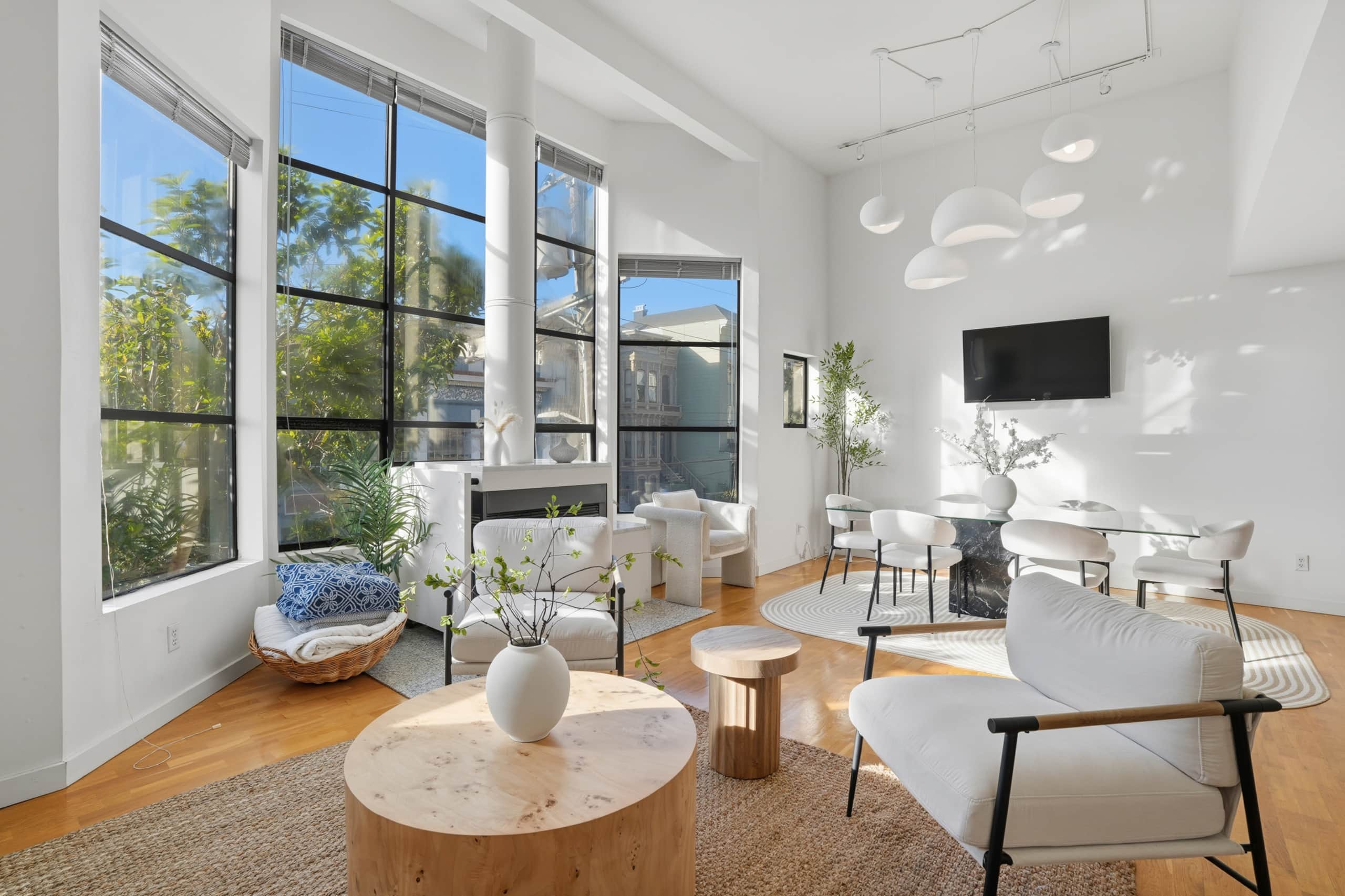 Condo in San Francisco · ★4.79 · 2 bedrooms · 3 beds · 1 bath - Image 1