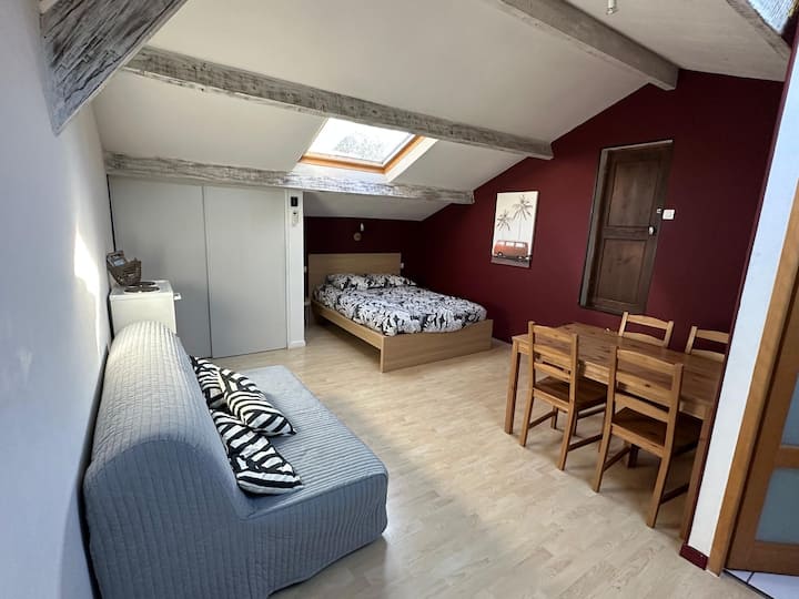Studio Climatisé Au Brusc, 15 Mn à Pied De La Mer - Six-Fours-les-Plages