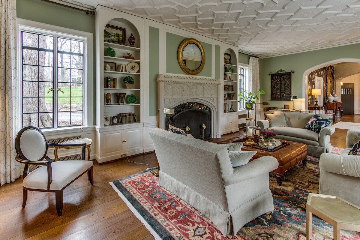 Historic Julian Price House - Dogwood Suite - Bed and breakfasts for Rent  in Greensboro, North Carolina, United States - Airbnb, image size:1200x800