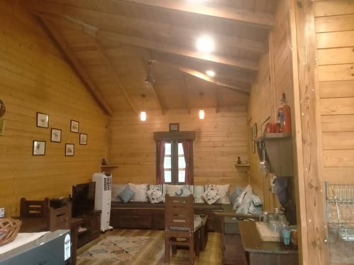 Wooden Cottage Villa - Nandi Foothils - Nandi Hills