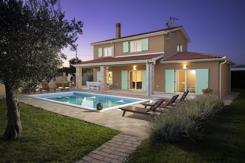 Villa Matea with private pool and barbecue