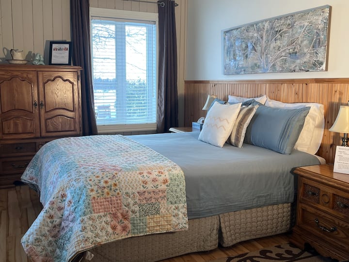 Country room on the ground floor.