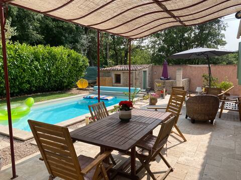 Entire villa, private pool. Between beaches/Verdon