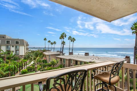 E210- Studio Front Row Ocean View, Remodeled