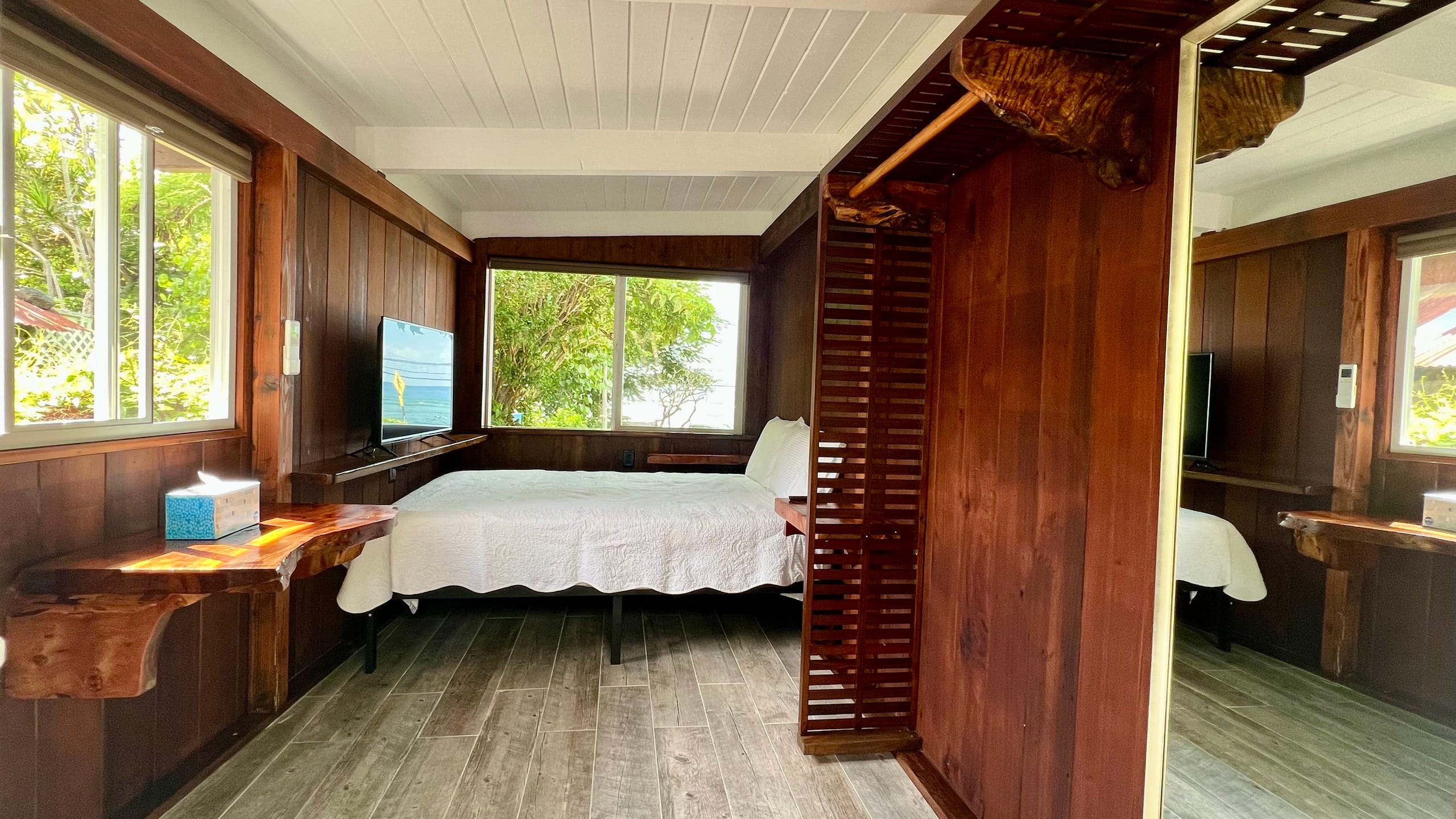 Home in Kailua · ★4.88 · 2 bedrooms · 2 beds · 2.5 baths - Image 18