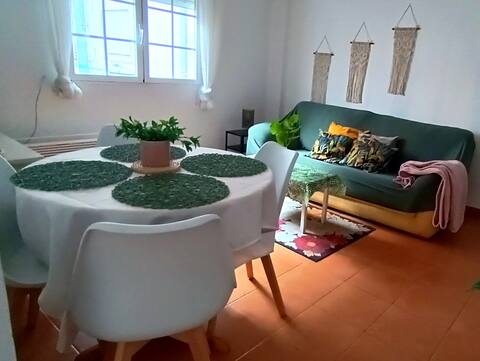 Apartment near downtown Valencia and the beach