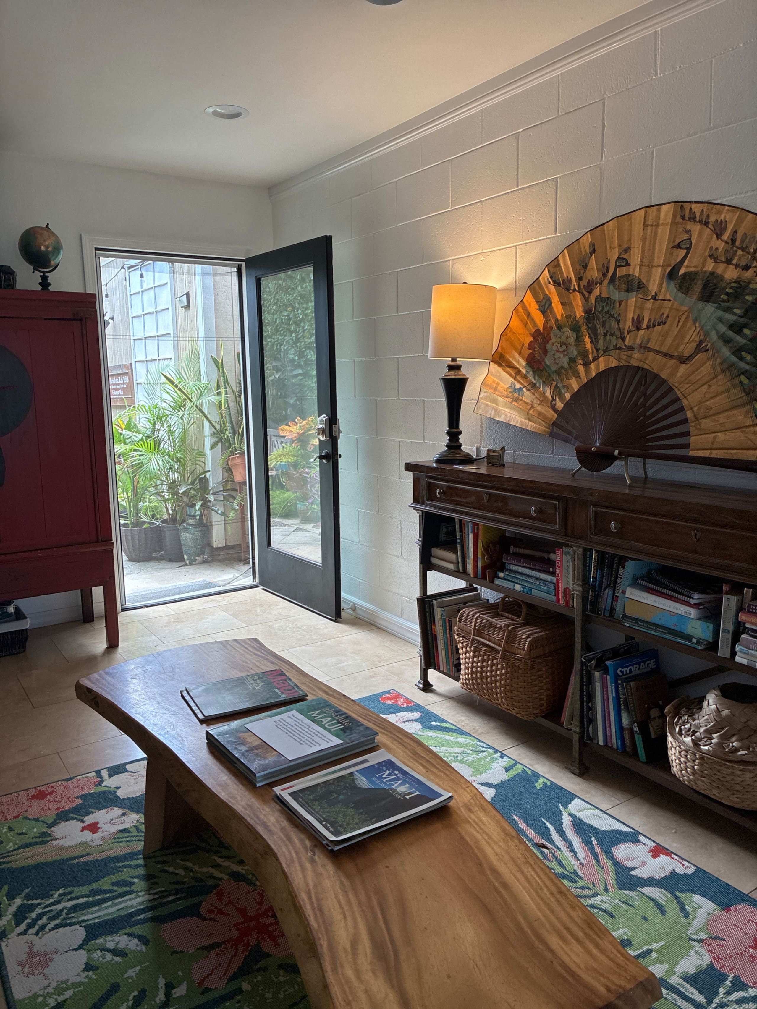 Boutique Suite/Banana Bread, Hot Tub and Sauna - Image 4