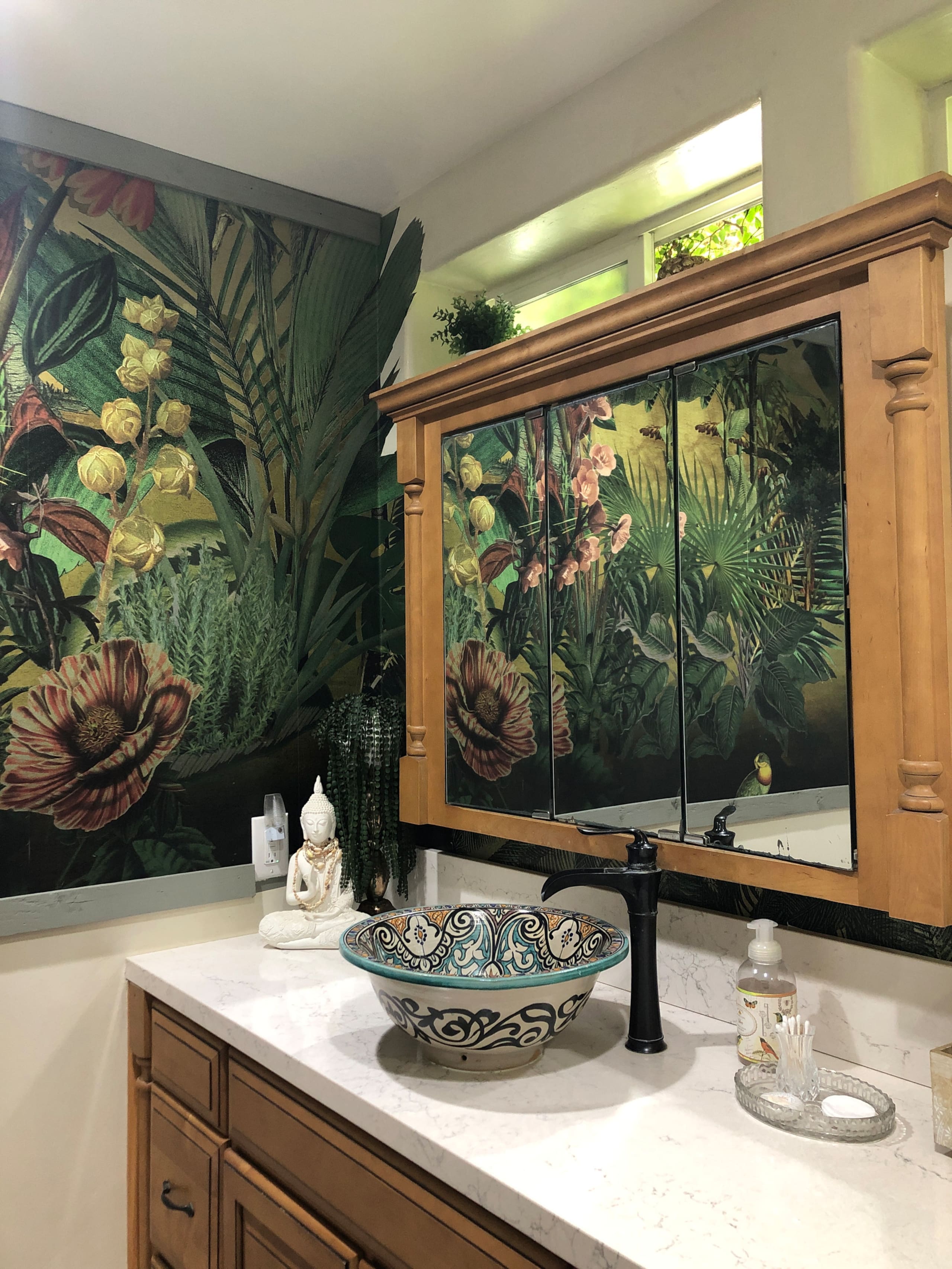 Boutique Suite/Banana Bread, Hot Tub and Sauna - Image 40