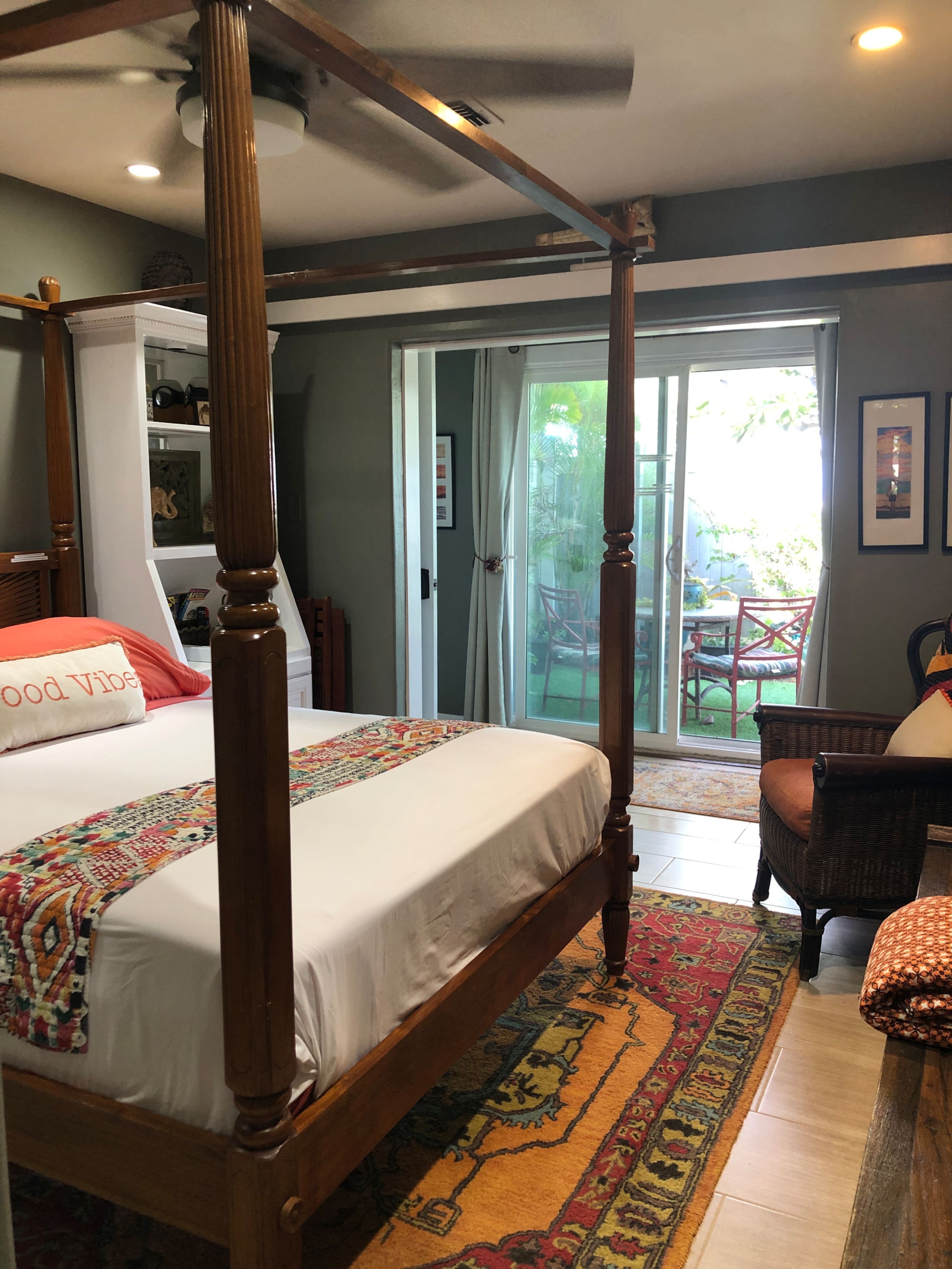 Boutique Suite/Banana Bread, Hot Tub and Sauna - Image 27