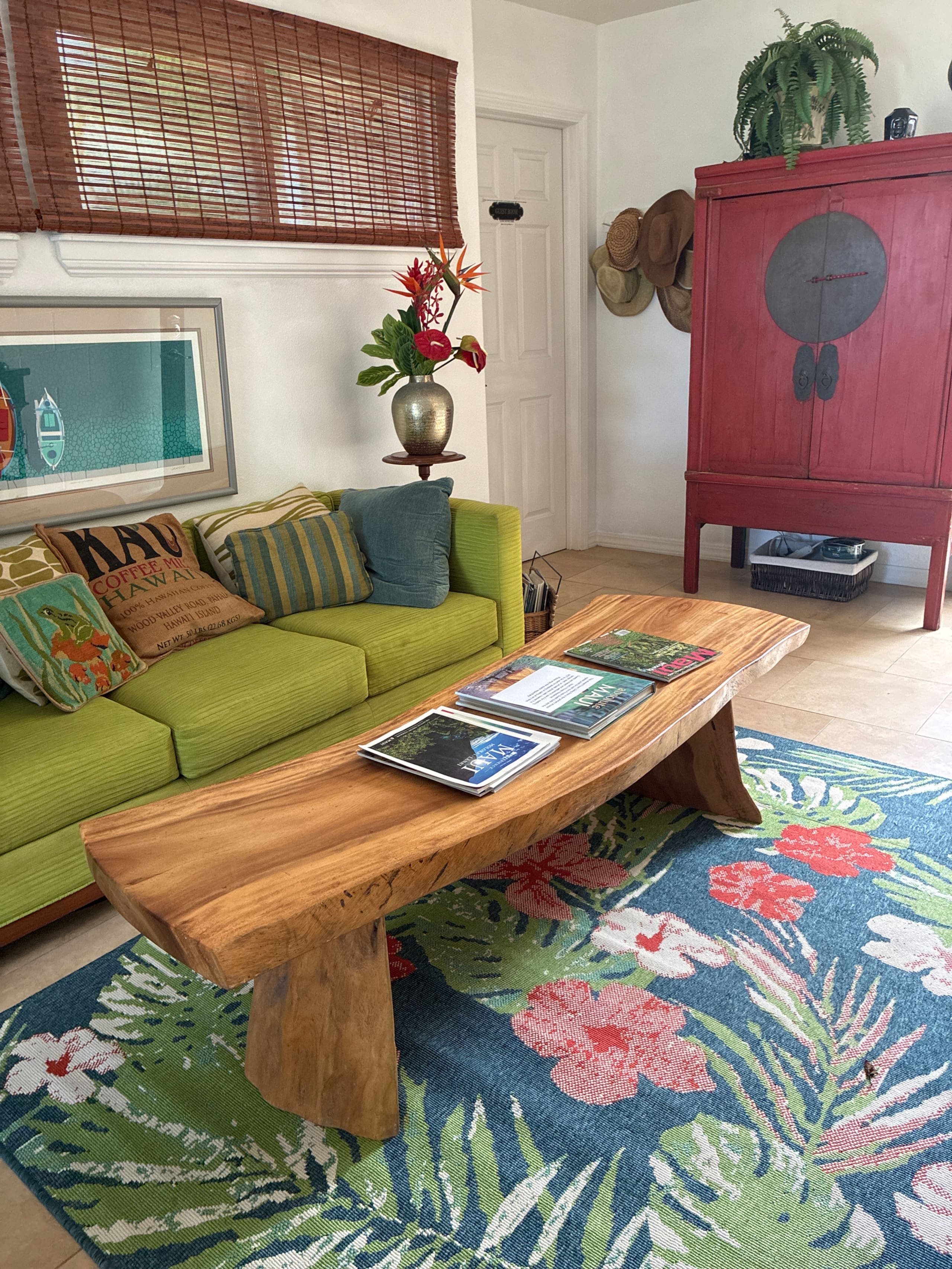 Boutique Suite/Banana Bread, Hot Tub and Sauna - Image 2