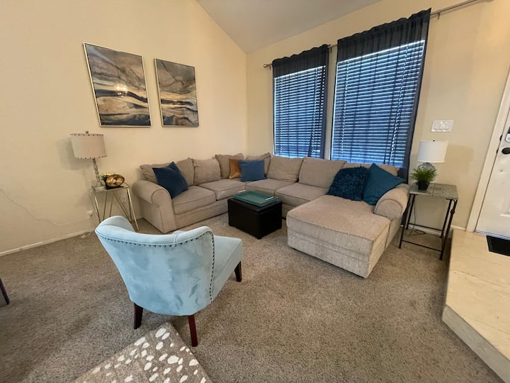 11 Beds! North Sj Tech Hub~2 Lovely Homes Nextdoor - San José, CA