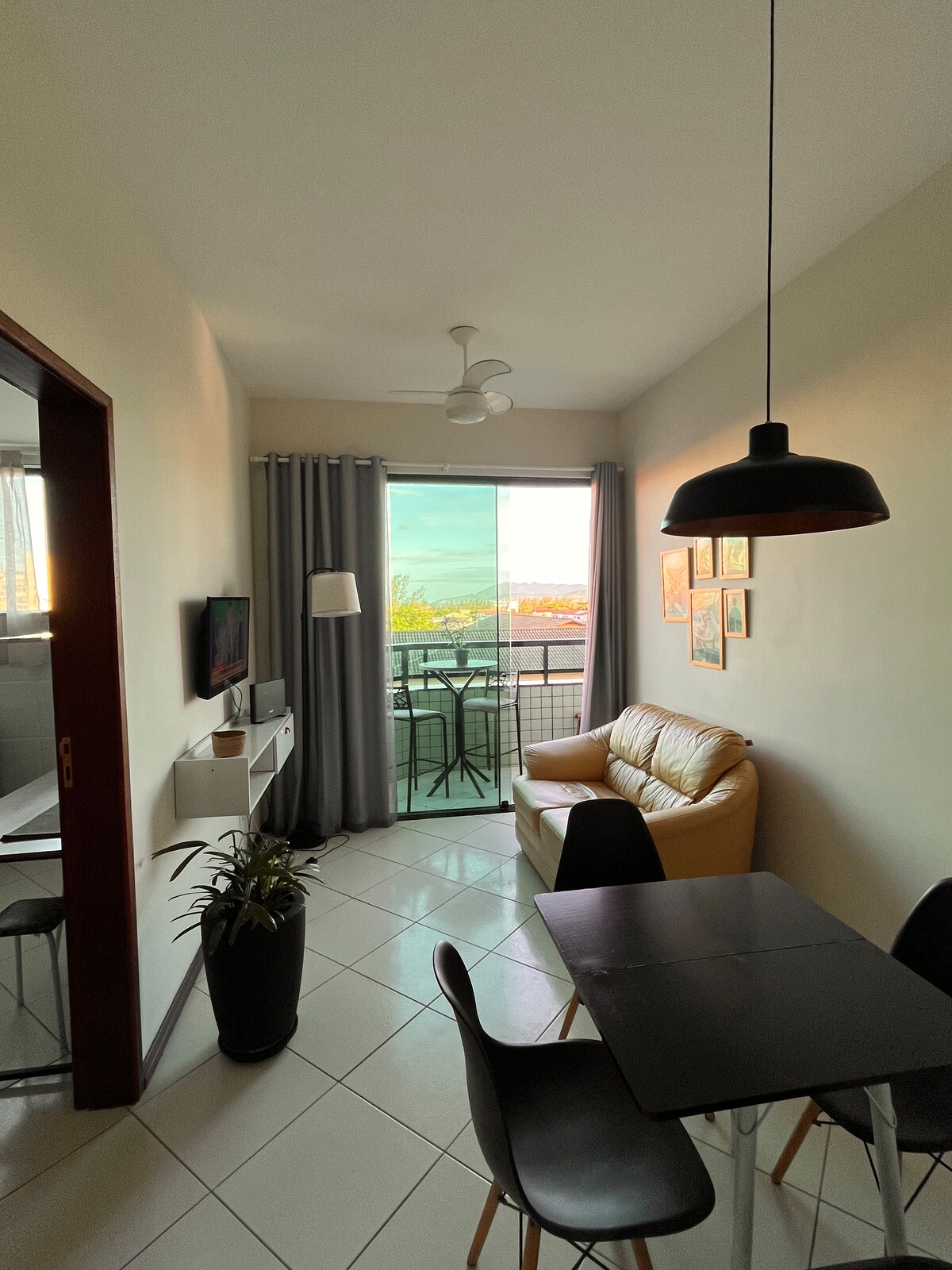 Top performing Airbnb: Your retreat with the soul of the sea in Cabo Frio
