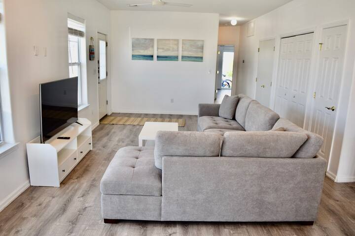 Beach Front Escape – Rockaway Beach NYC gallery image 2